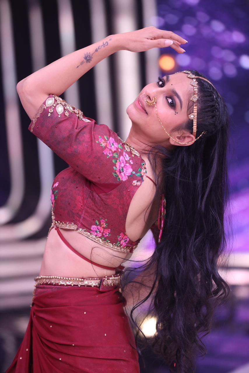 Tanishaa Mukerji's Steely Resolve: Delivers Spectacular Jhalak Dikhhla Jaa Performance Despite Pet Dog Leo's Hospitalization