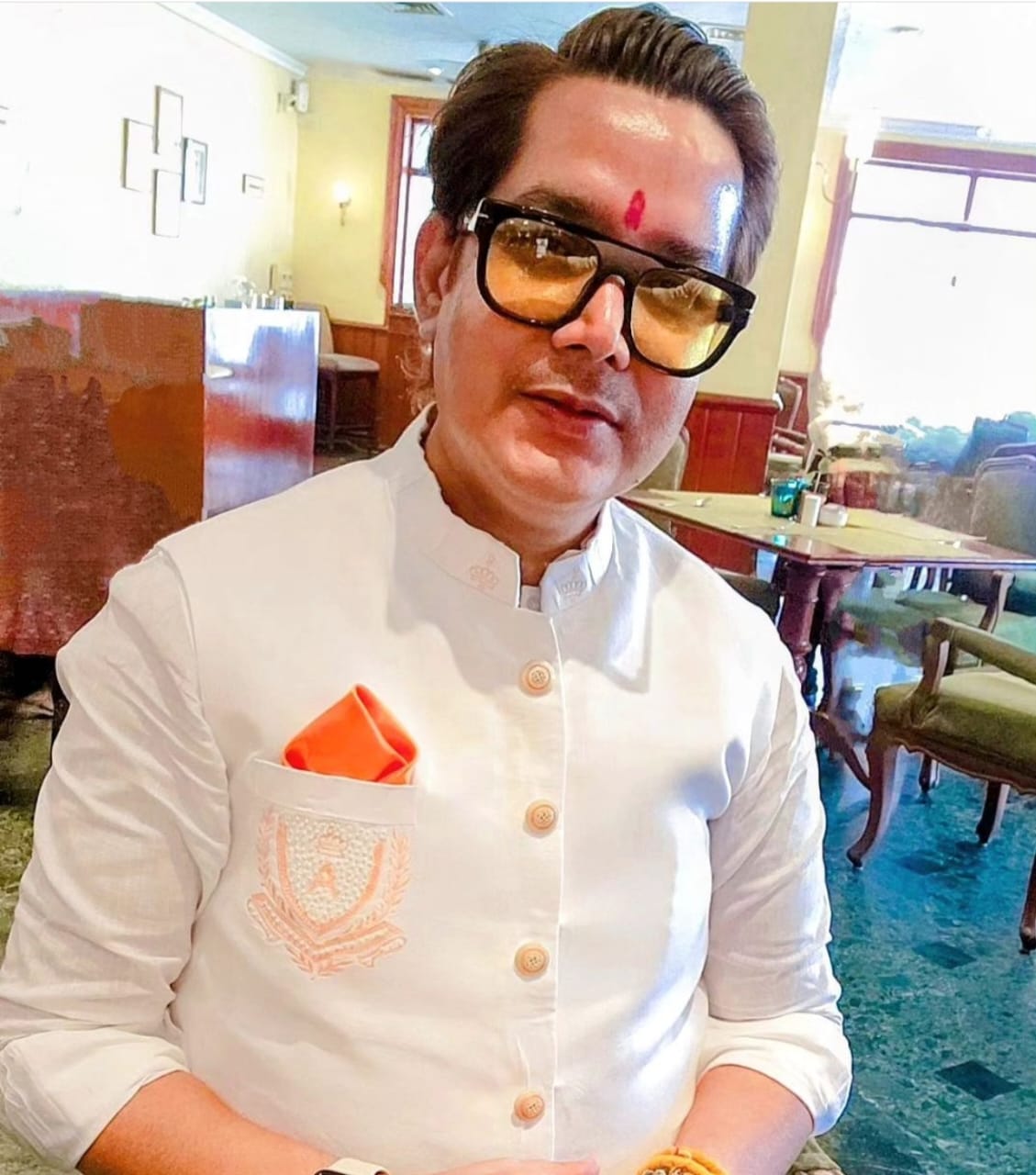 Renowned Celebrity Astrologer Dr. Acharya Vinod Kumar Ojha ji Reveals Exclusive Tips for a Prosperous 2024