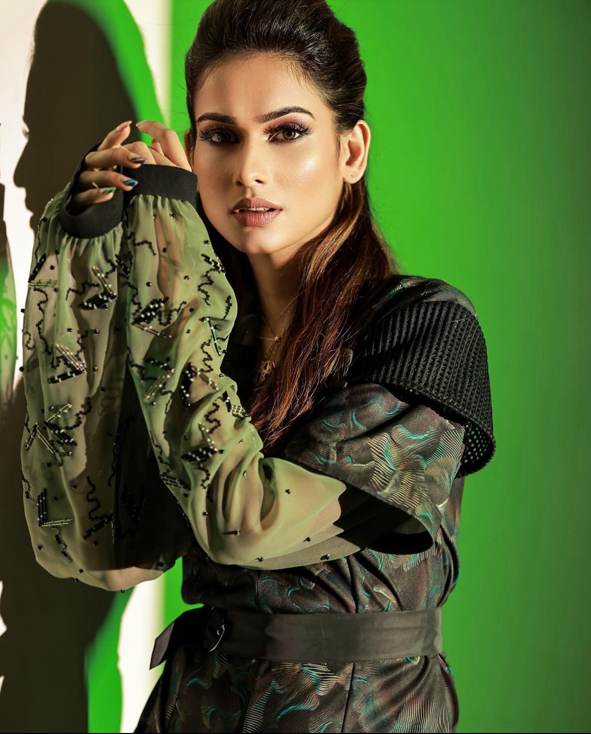 Aneri Vajani Shares What Christmas Means to Her, Sends Special Messages to Fans