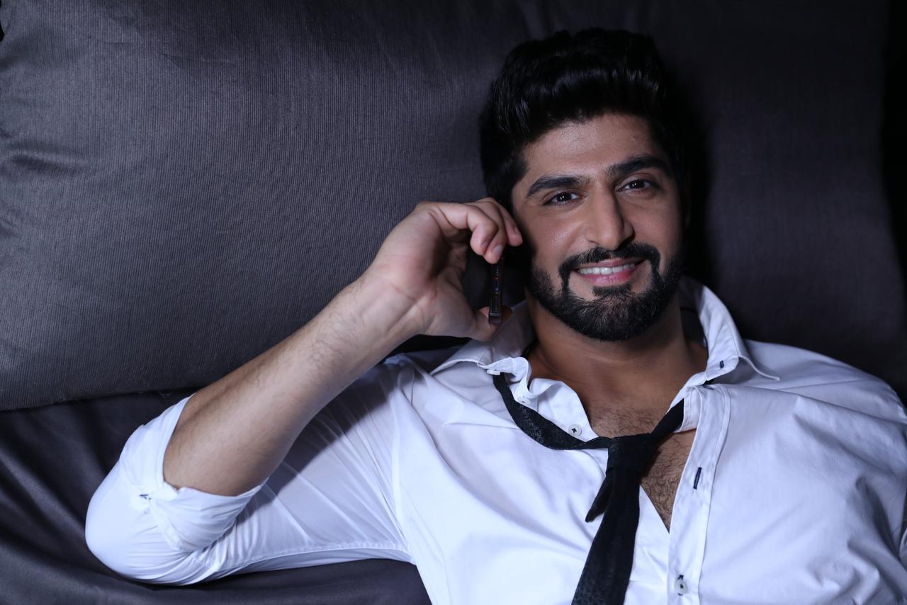 Tanuj Virwani Gears Up for an Exciting 2024 After Marriage & Honeymoon