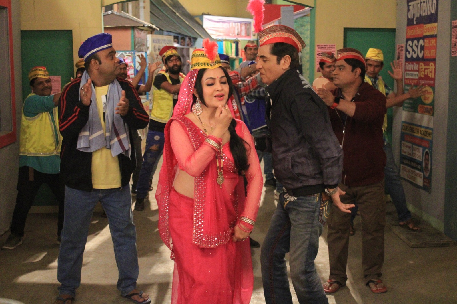 Aasif and Shubhangi’s ‘Paan Party’ on Bhabiji Ghar Par Hai Set