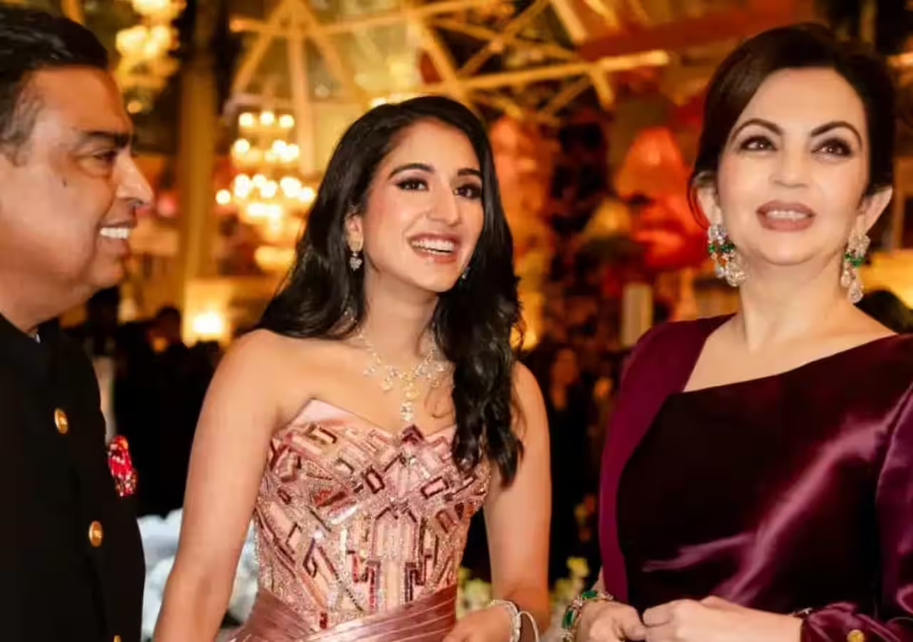 Nita Ambani Embraces Radhika Merchant as "Ambani Beti" During Anant Ambani and Radhika Merchant's Grand Pre-Wedding Celebration
