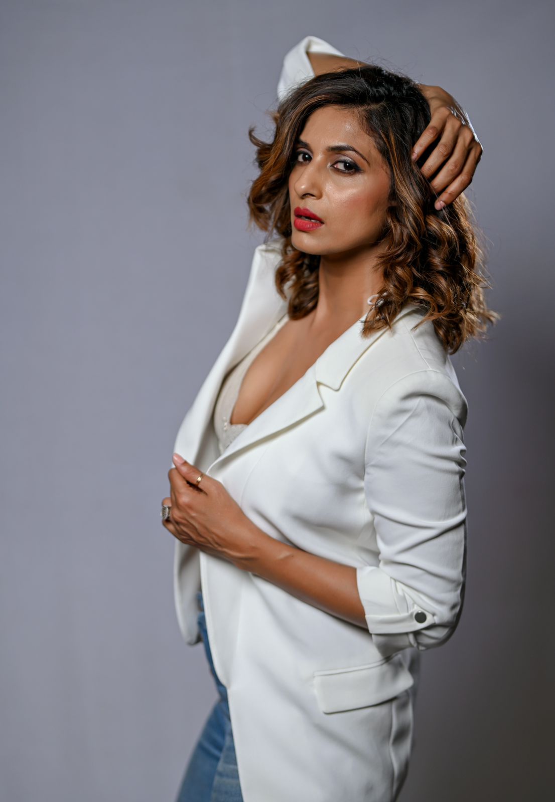 Sandhya Shetty's commitment and dedication towards fitness is unparalleled amidst her hectic work schedule, here's why she serves as an inspiration to the modern-day youth in terms of work-life balance