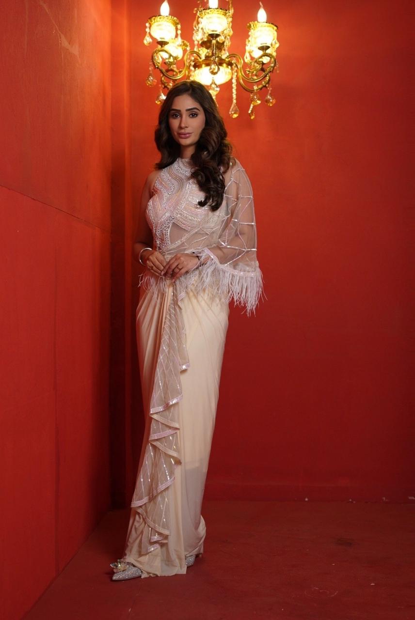 Alankrita Sahai shares words of caution for young girls who enjoy clubbing, shares an important pro-tip regarding the safety of women