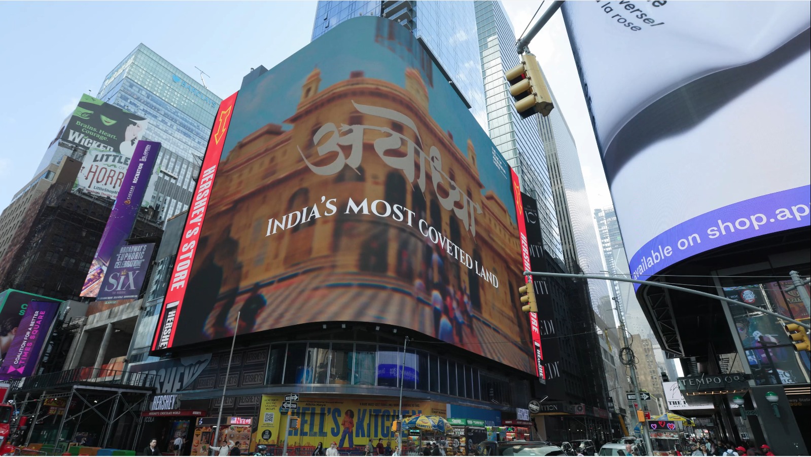 From investing in a landmark project to having his face light up the Delhi Sky - Amitabh Bachchan and The House of Abhinandan Lodha are taking Ayodhya to the world