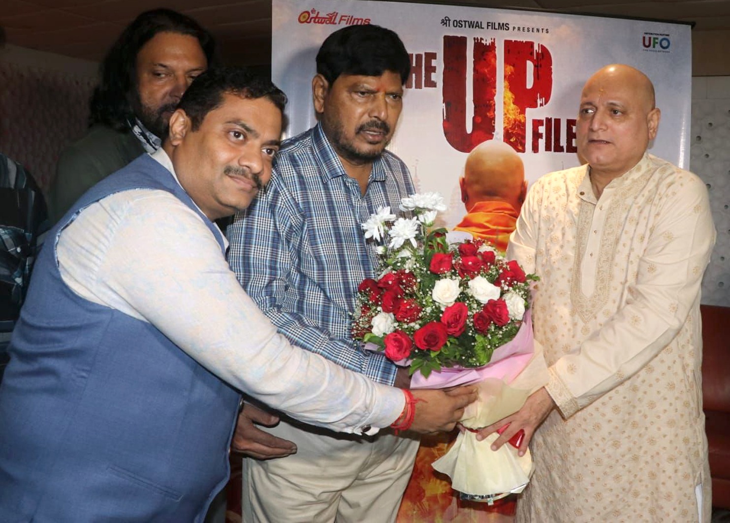 Union Minister Ramdas Athawale Praises Efforts of the Producers and Director After Watching "The UP Files"