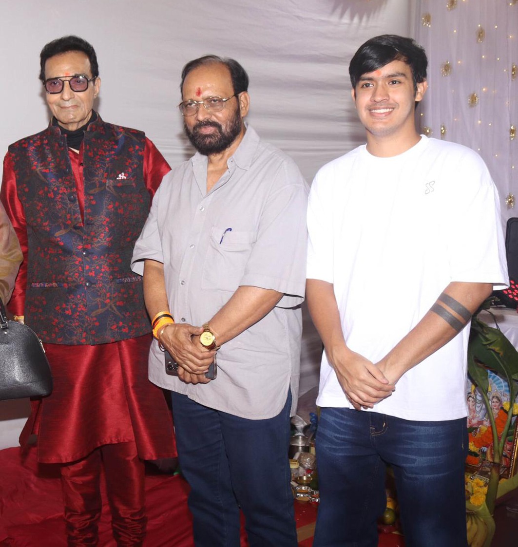 Grand Ganesh Chaturthi Celebration at Creative Eyes Headquarters: KAILASHPLAZA-A Star-Studded Event