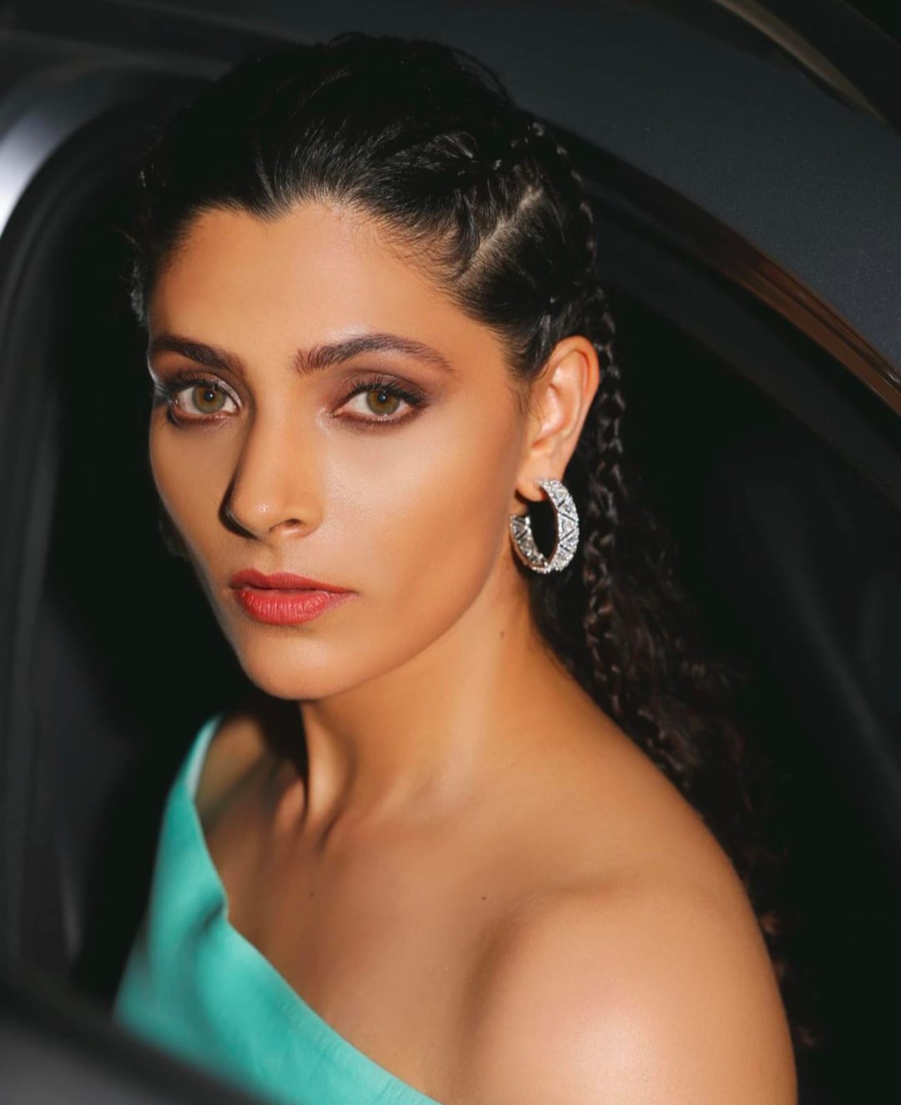 Saiyami Kher resumes shooting with Sunny Deol in Hyderabad after historic Ironman 70.3 win