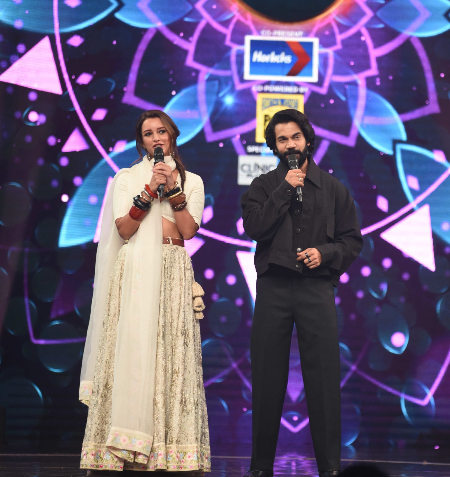 Unveiling Talent: Tripti Dimri surprises with a live performance of 'Tum Jo Mile Ho' on Sa Re Ga Ma Pa sets!