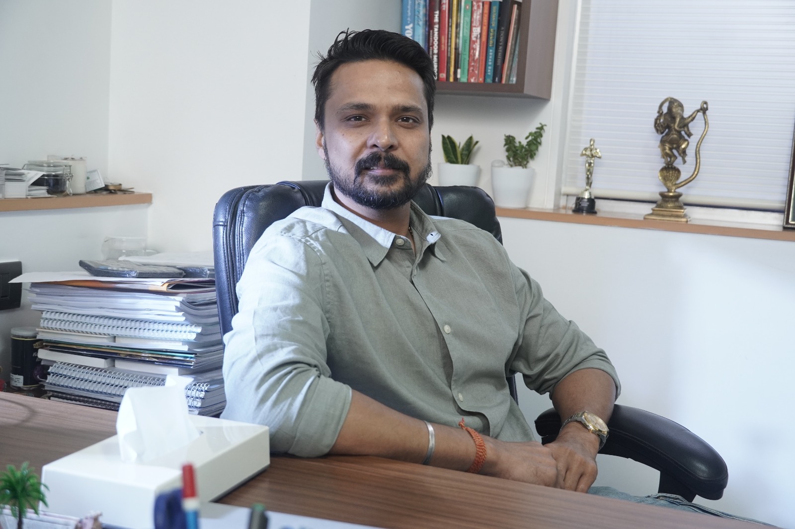 Agastaya Jain Pens 'Bas Itna Sa Khwaab', Talks About Why He Became a Writer