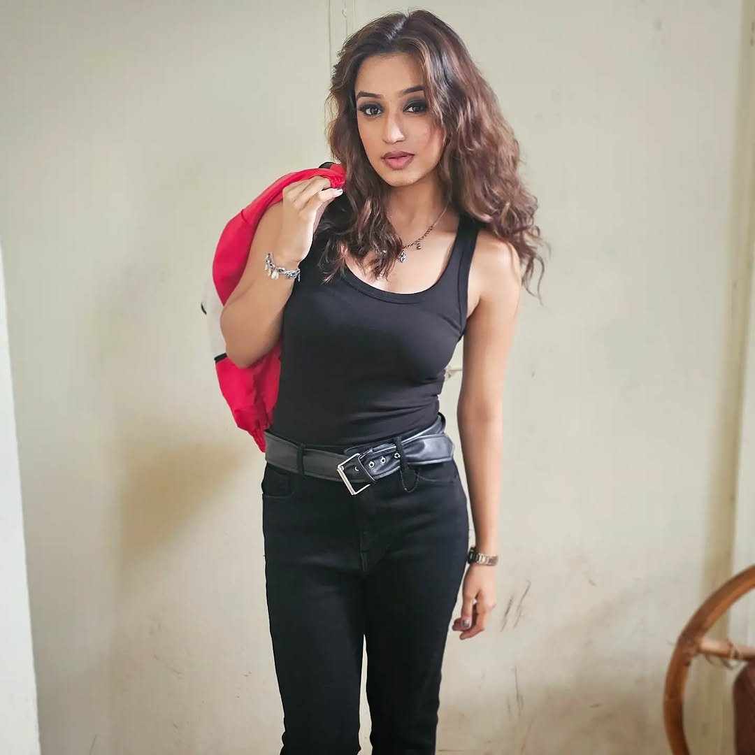 Chhathi Maiyya Ki Bitiya Actress Maitri Bhanushali Reveals How She Realized Her Dreams: My mom noticed my passion for acting and encouraged me to follow it