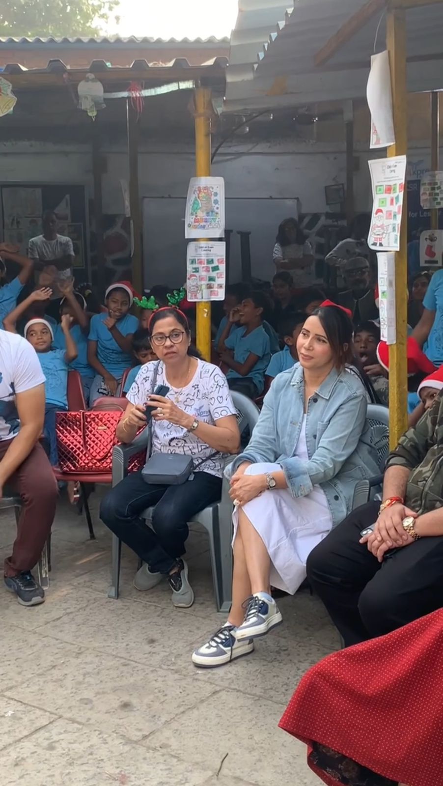 Rozlyn Khan celebrates Christmas with underprivileged kids of Bandra to make it a memorable day for them, details inside