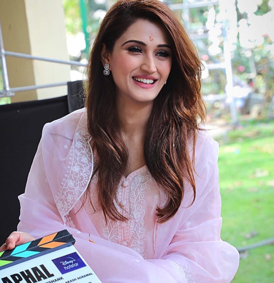 Aarushi Nishank Illuminates the Ongoing Gender Inequities and Salary Disparities in Bollywood