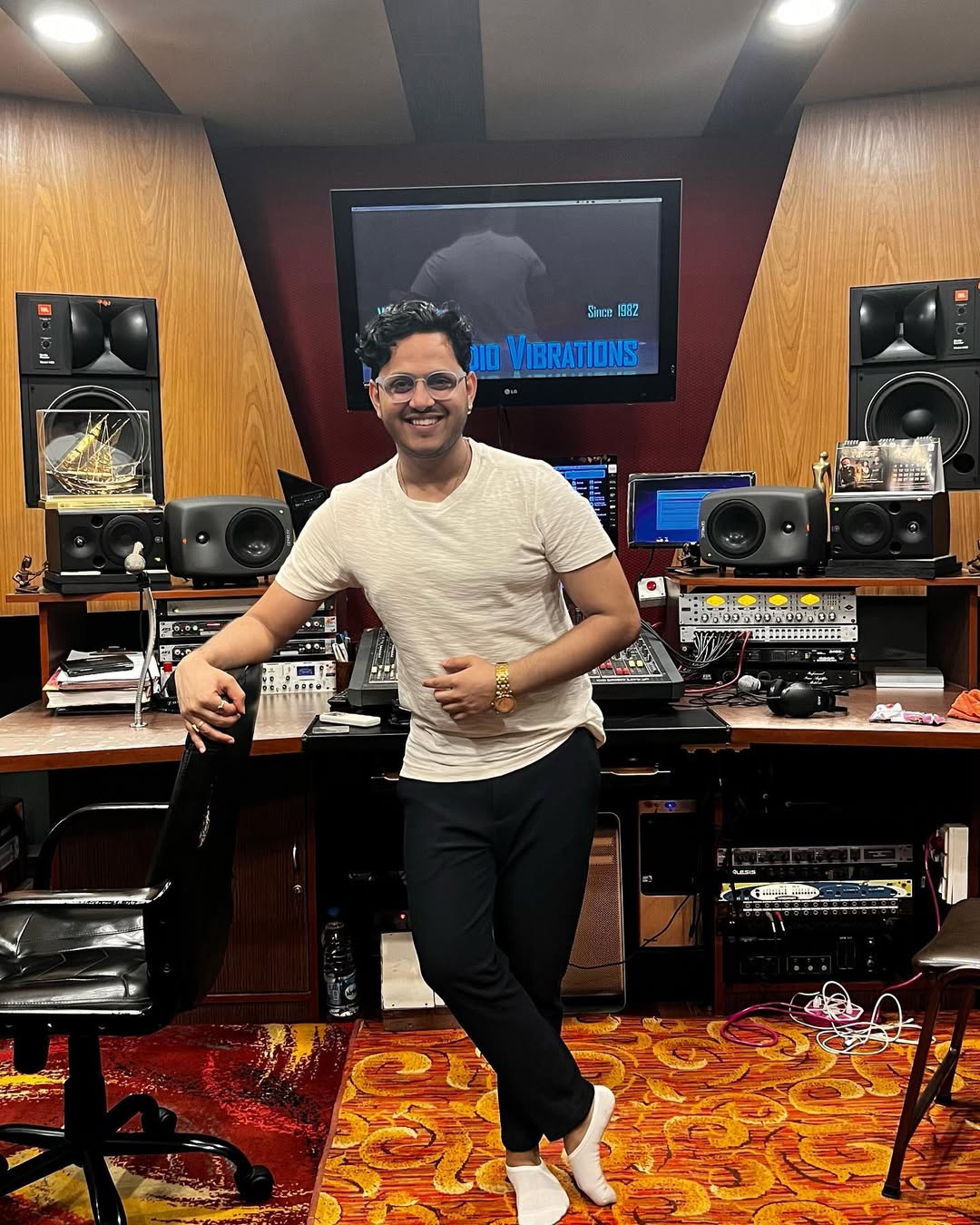 Tu Bata" - A Heart-Wrenching Tale of Love, Loss, and Unanswered Questions | Composed by Nitesh Tiwari