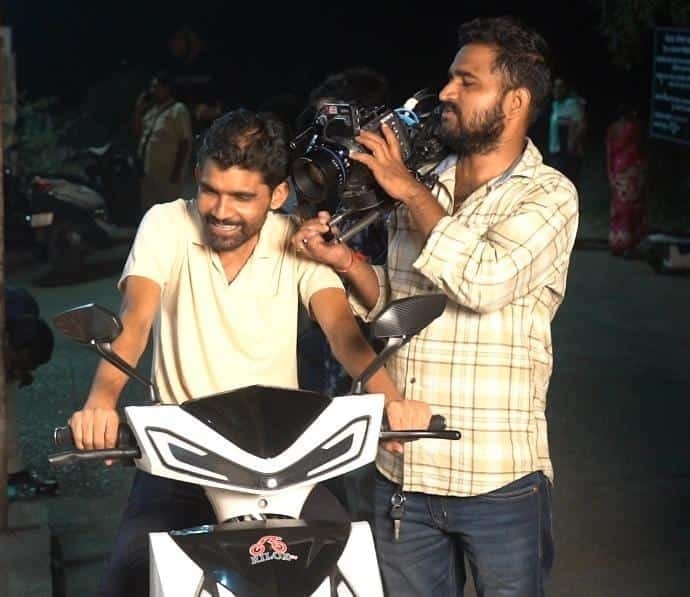 Qaseem Haider Qaseem Stars in Rilox EV Spark Elite Ad, Redefining Urban Mobility