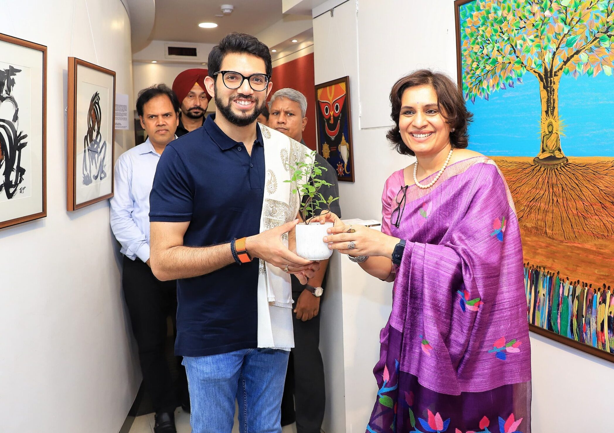 Aaditya Thackeray visits IAS Nidhi Choudhari’s art show at Jehangir Art Gallery