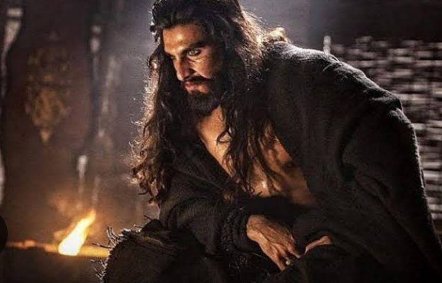 Ranveer Singh Rises from the Shadows in Dhurandhar: A Comeback Etched in Fire
