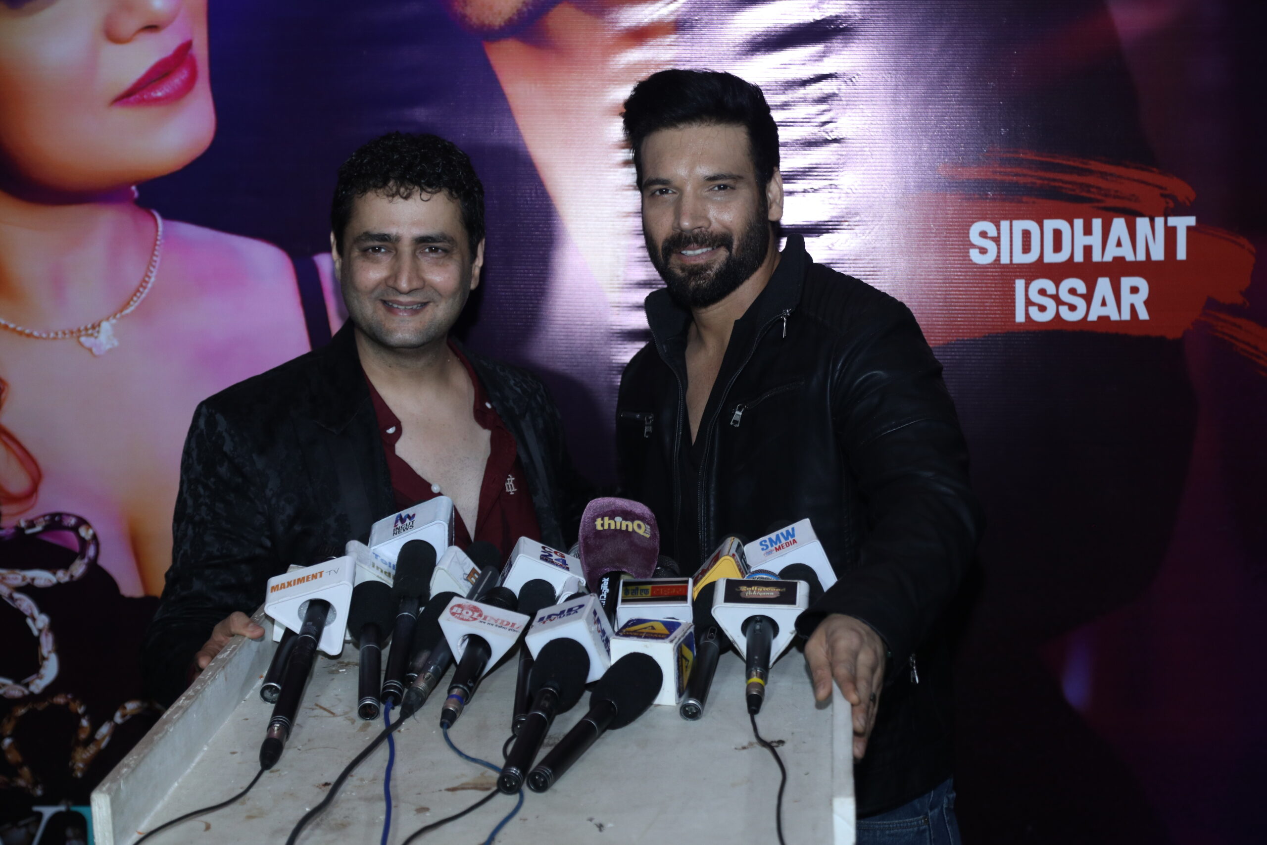 'Eyeliner’ starring Vani Vashishthh & Siddhant Issar, directed by Dinesh Soi, proves a big hit