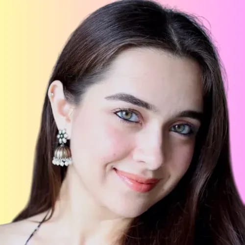 Newbie Sensation Rishita Kothari Leaves Viewers Spellbound With Her Beautiful Eyes